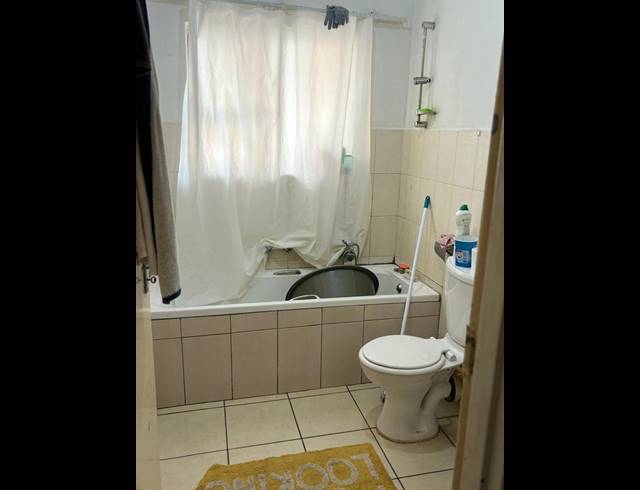 2 BEDROOM APARTMENT FOR SALE IN EMPANGENI CENTRAL
